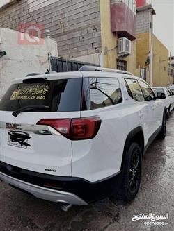 GMC Acadia